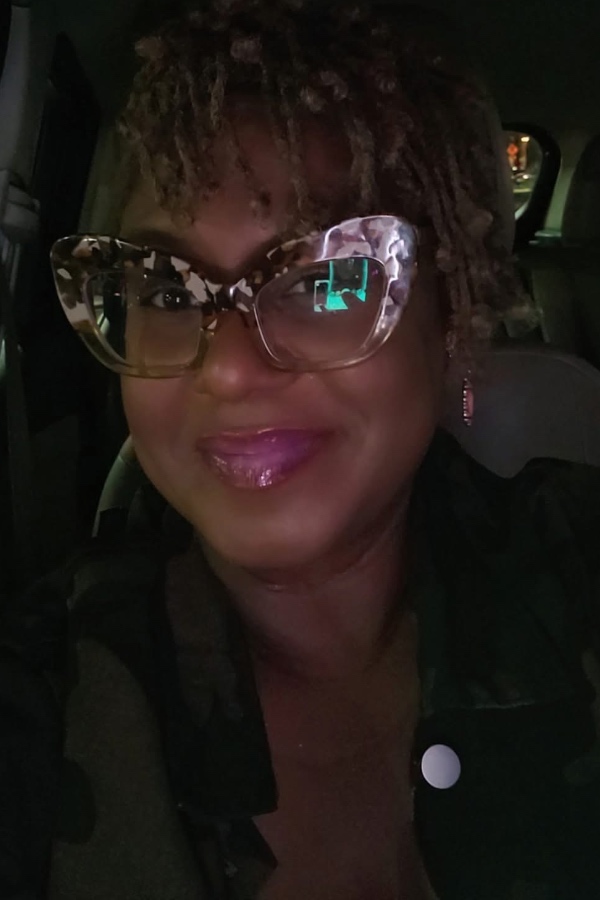 Cruise Brothers Travel Agent Jametria  Raspberry